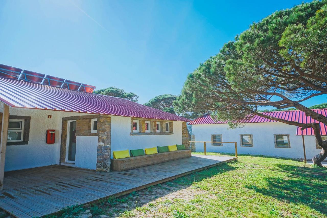 Oasis Backpackers Hostel Sintra Surf Colares Exteriér fotografie