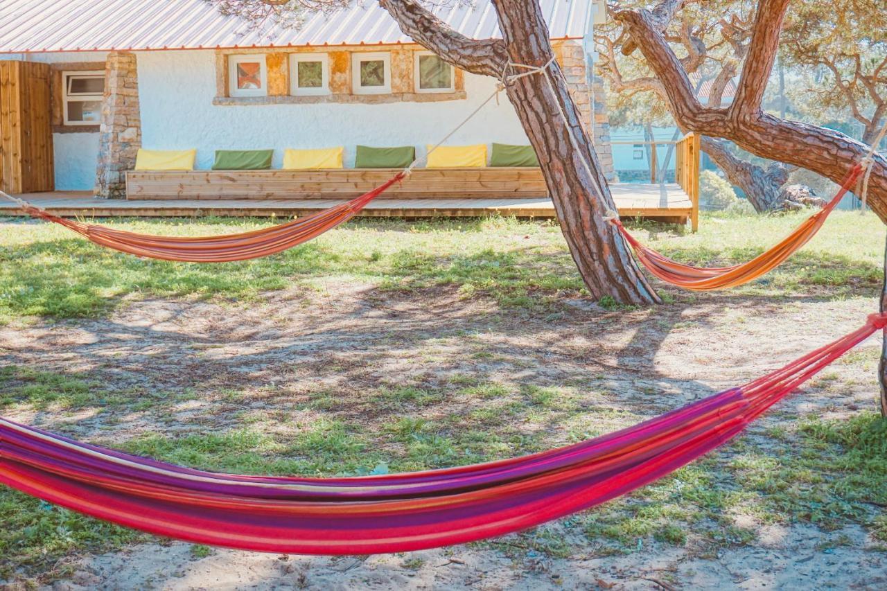 Oasis Backpackers Hostel Sintra Surf Colares Exteriér fotografie