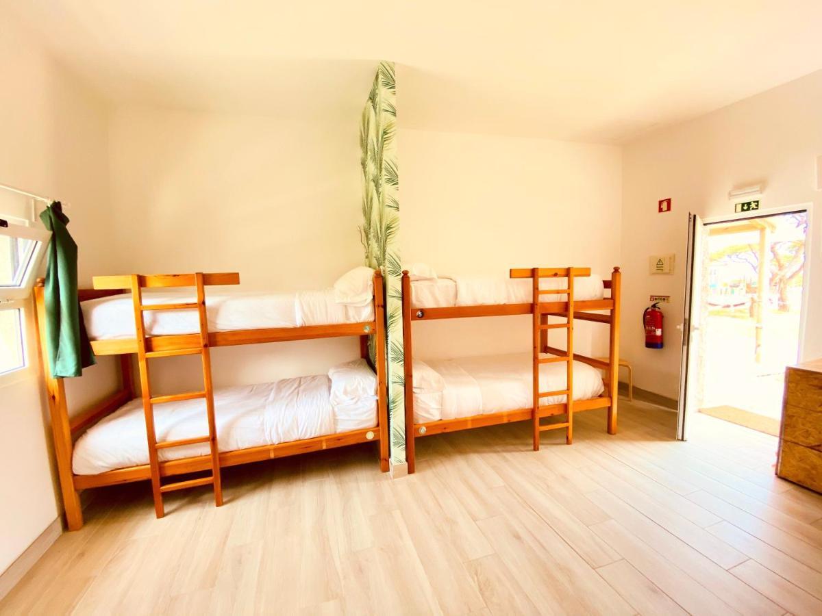 Oasis Backpackers Hostel Sintra Surf Colares Exteriér fotografie